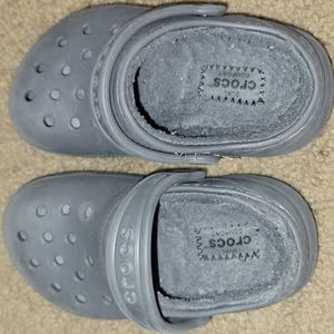 Toddler crocs